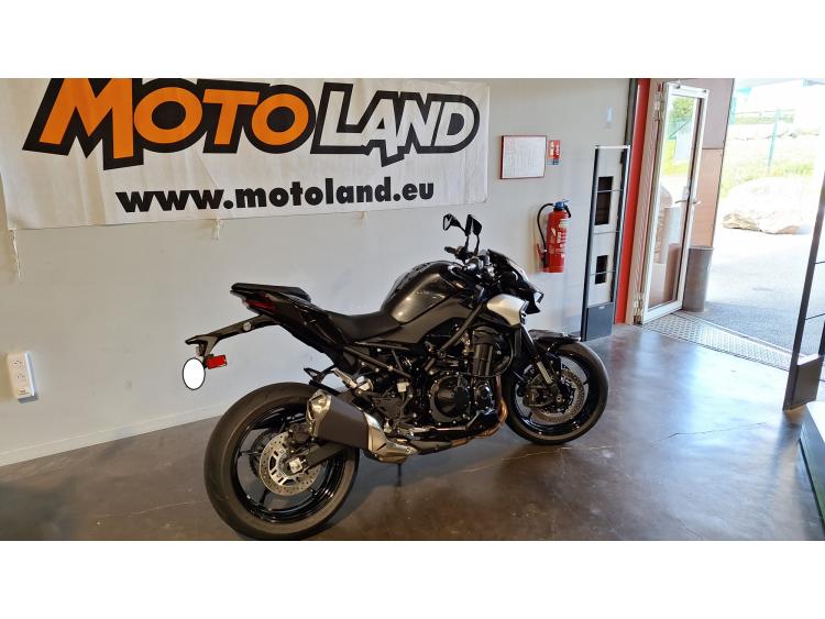 KAWASAKI Z 900