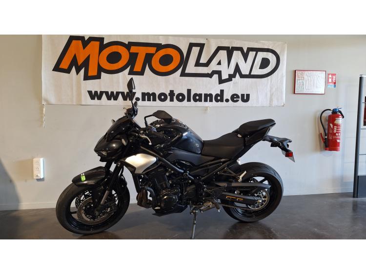 KAWASAKI Z 900