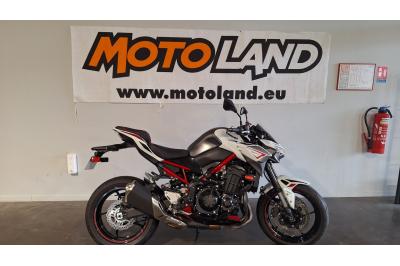 KAWASAKI Z 900
